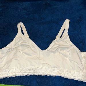 SOMA Embraceable Wireless Unlined Lace Trim Bra XXXL Cream